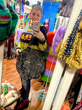 Load image into Gallery viewer, Circular Sequin Overnight Bag