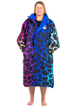 Load image into Gallery viewer, Ekosy Rainbow Giraffe Unisex Dry Robe