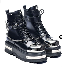 Load image into Gallery viewer, Borin Hardware Platform Boots