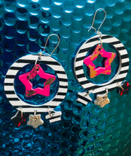 Load image into Gallery viewer, Quirky Mono Circles