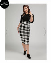 Load image into Gallery viewer, Monochrome Tartan Pencil Skirt