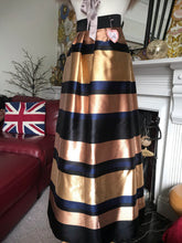 Load image into Gallery viewer, Coast Classic Maxi Skirt