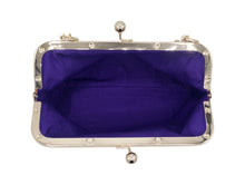 Load image into Gallery viewer, Bits and Bags Handmade I Beg your Parton Clutch.
