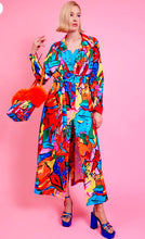 Load image into Gallery viewer, Lightweight Tencel Blend Digital Print Trench Coat
