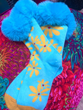 Load image into Gallery viewer, Faux Fur Top Socks
