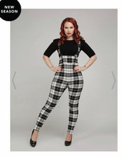 Load image into Gallery viewer, Monochrome Tartan Black &amp; White Check Trousers
