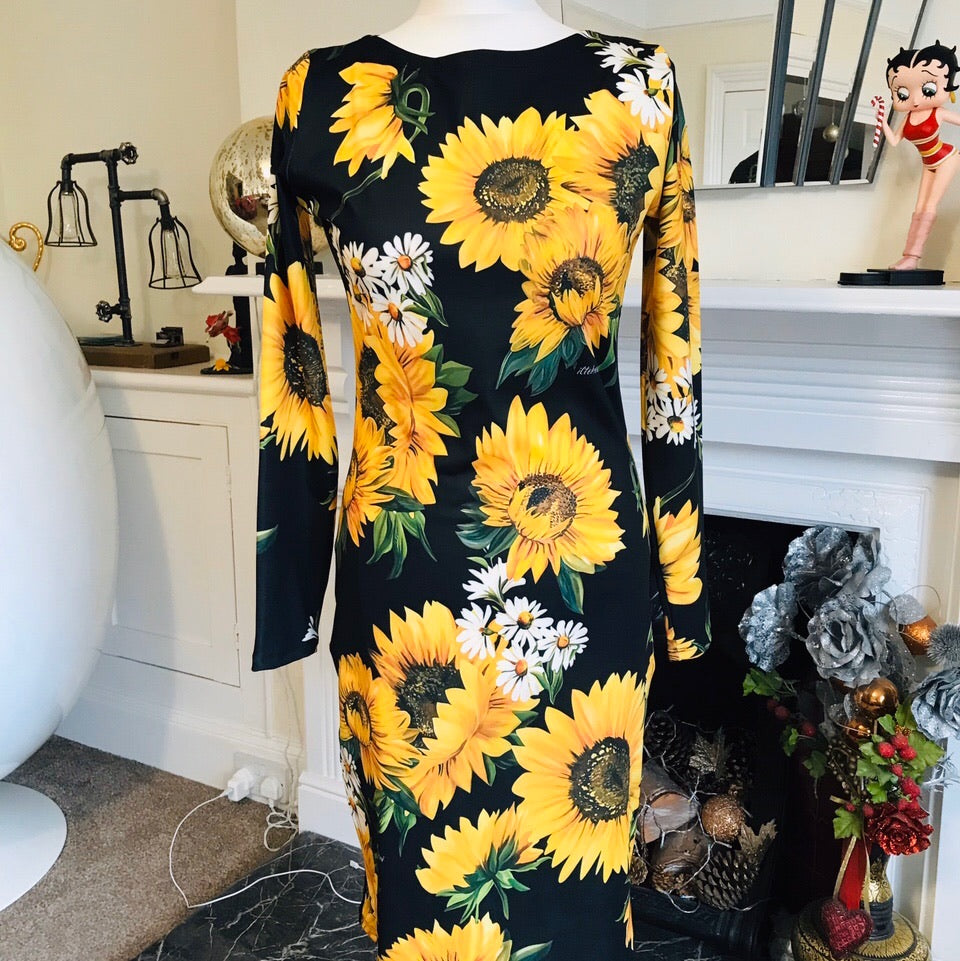Iltokoni Sunflower Designer Classic body Con Dress