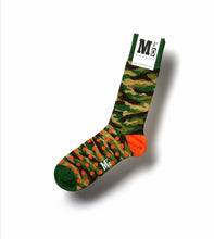 Load image into Gallery viewer, Quirky Mr D London Socks - Design Camoflage
