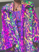 Load image into Gallery viewer, Carnival Leopard Midi Jacket
