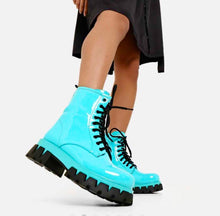Load image into Gallery viewer, Turquoise Green Lozo Boots
