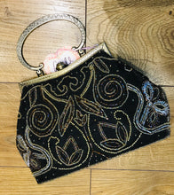 Load image into Gallery viewer, Pretty Vintage-style Fully Beaded Handbag

