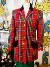 Load image into Gallery viewer, Tartan Vintage Jacket
