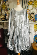 Load image into Gallery viewer, Avant Garde Designer ‘Creare’ Silver ‘paper’ Dress
