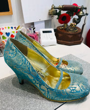 Load image into Gallery viewer, Vintage style Irregular Choice Turquoise &amp; Gold Double Toe Shoes, Size 38/UK 5
