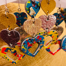 Load image into Gallery viewer, Quirky Tula Valentines Heart Cascade
